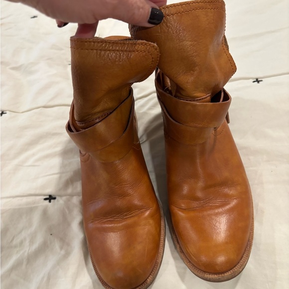 Ugg boho Elora slouchy chestnut ankle leather booties- size 6 - Picture 2 of 4
